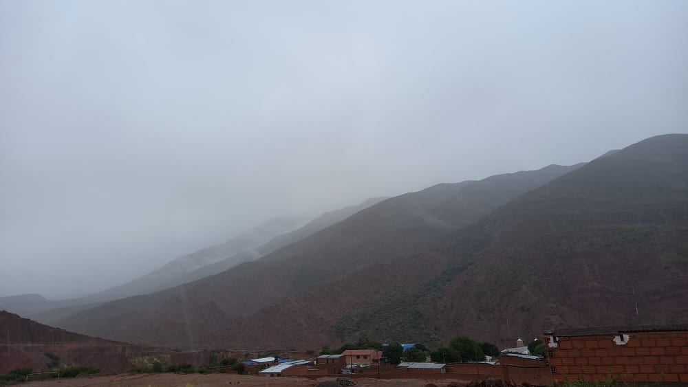 Es regnet in Esmoraca Bolivien