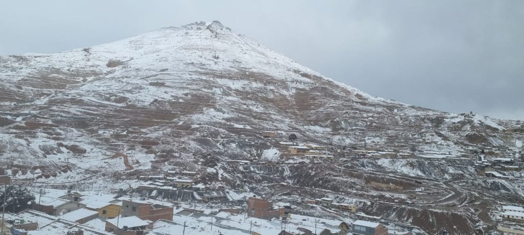 Der Cerro Rico ist 4800 Meter hoch und hier wir seit der Inka Zeit Silber gefördert.
